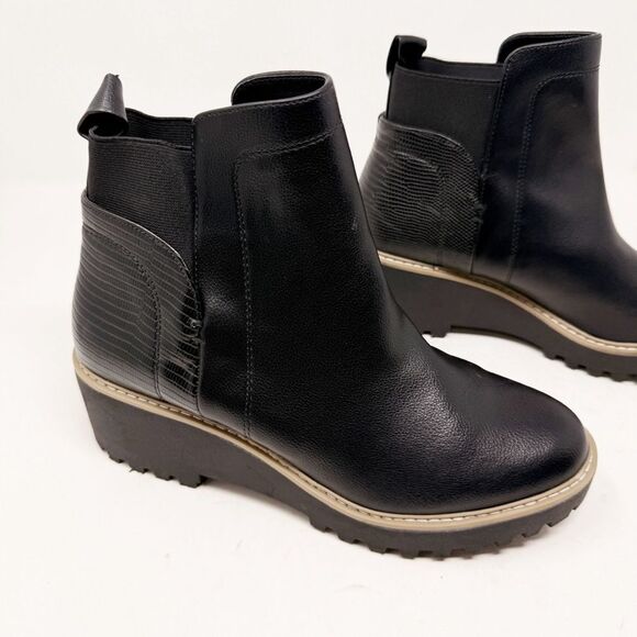 Dolce Vita Rielle Wedge Slip On Boots Black Size 9.5 - Picture 2 of 7